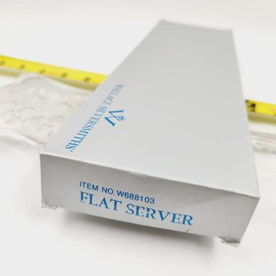 WALLACE SILVER SMITH SILVER PLATE FLAT SERVER #W688103