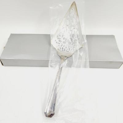 WALLACE SILVER SMITH SILVER PLATE WALLACE SILVERSMITH DESSERT SERVER #688102