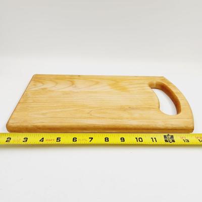 FANTASTIC WOODEN CUTTING BOARD