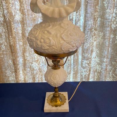 Fenton Custard Glass Vintage Lamp