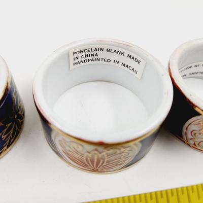 PORCELAIN HAND PAINTED IN MACAU NAPKIN RINGS