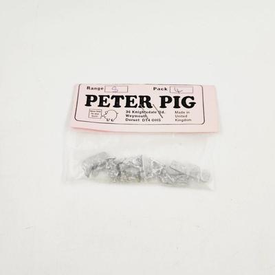 PETER PIG LEAD MINATURES RANGE 8 PACK 67