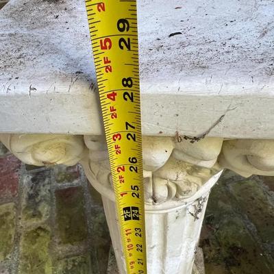 Lot of 2 White Traditional Pillars for Garden