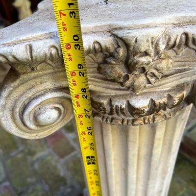 Lot of 2 White Traditional Pillars for Garden