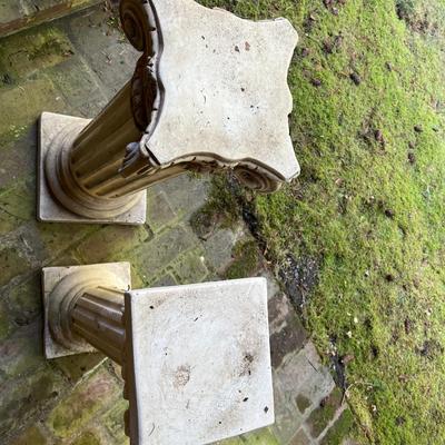 Lot of 2 White Traditional Pillars for Garden