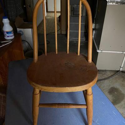 Vintage child chair