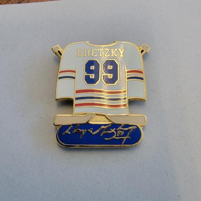Wayne Gretzky '99 Pin