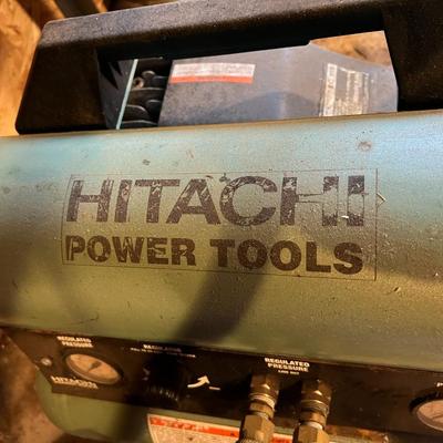 Hitachi Portable 2.5 HP Peak Air Compressor