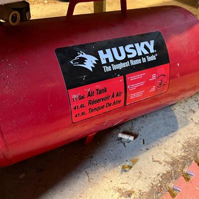 Lot of 2 Air Tanks incl. Husky 11 Gallon and Magna Force