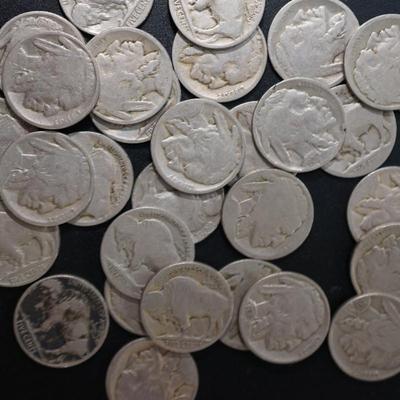 GROUPING OF BUFFALO HEAD NICKLES 32 A FEW 1920-30'S