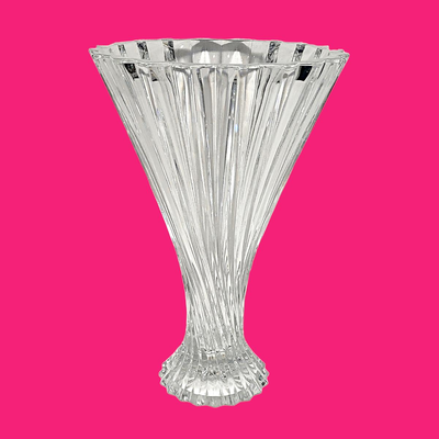 Lead Crystal Twisted Starburst Vase