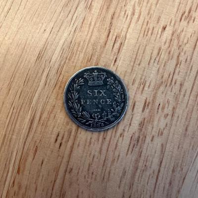 RARE Key Date Queen Victoria 1885 Sixpence