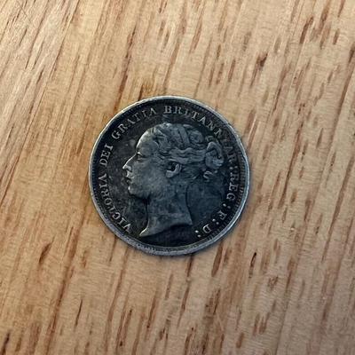 RARE Key Date Queen Victoria 1885 Sixpence