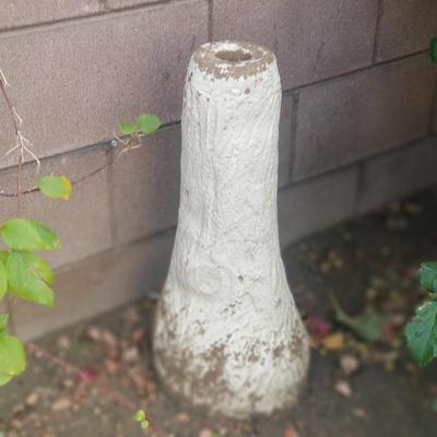 vintage  BIRD bath  bottom.