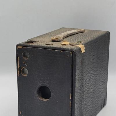 Vintage Eastman Kodak Brownie Box Camera
