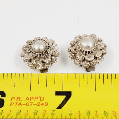 VINTAGE STERLING FLOWER CLIP ON EARRINGS