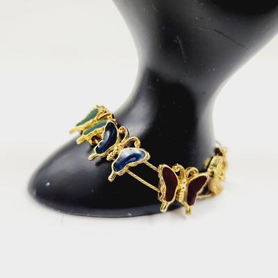 BEAUTIFUL GOLD TONED BUTTERFLY CHARM BRACELET