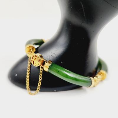 GOLD TONED & JADE ORIENTAL THEMED BRACELET