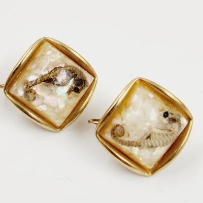 VINTAGE GENUINE SEA HORSE ENCASED GOLD TONED CUFF LINKS