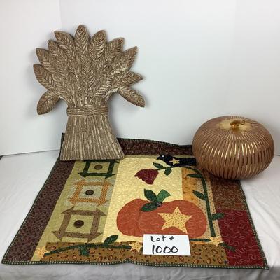 Lot # 1000 Fall Decor Lot