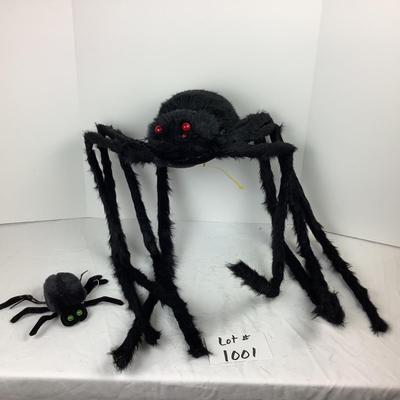 Lot # 1001. Pair of Halloween Creepy Spiders