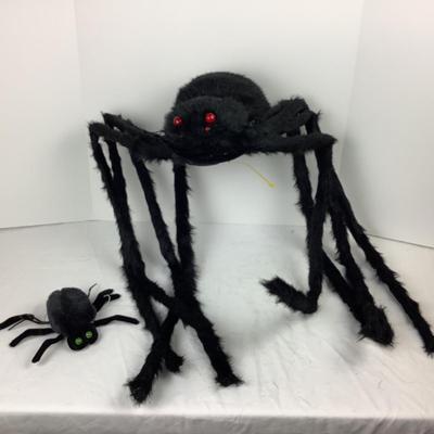 Lot # 1001. Pair of Halloween Creepy Spiders