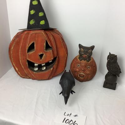 Lot # 1006 Halloween Decor Lot