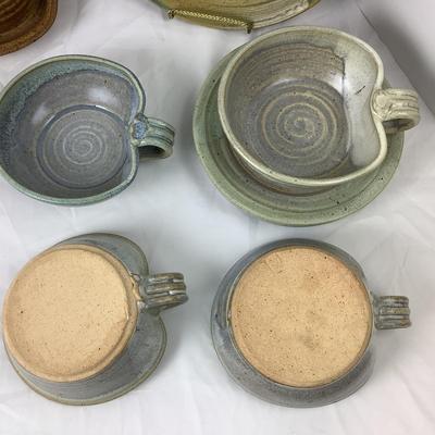 Lot # 1043. Stoneware Lot