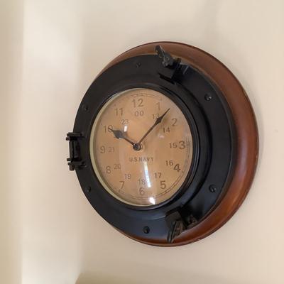 1181 Brass U.S. NAVY Wall Clock