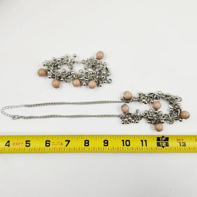 BEAUTIFUL SILVER TONED & PEACH COLORED NECKLACE & BRACELET DUO