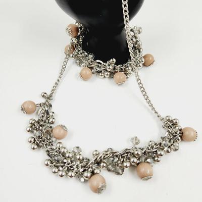 BEAUTIFUL SILVER TONED & PEACH COLORED NECKLACE & BRACELET DUO