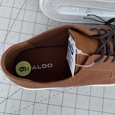 #33 Men's Aldo Shoes Size 9