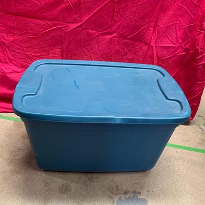 #120 Blue 20 Gallon Storage Tote