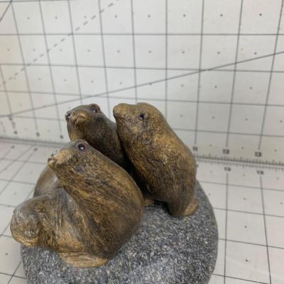 #146  Wax Three Seals on a Rock