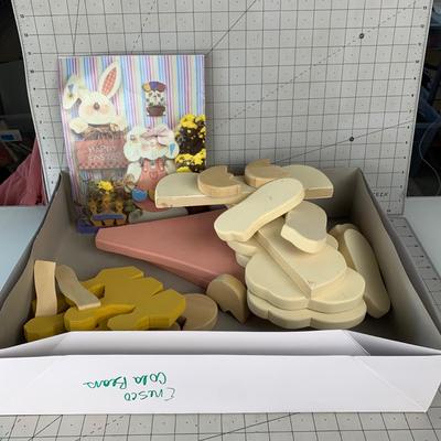 #156 Easter Bunny and Chicks Block Crafting Sets