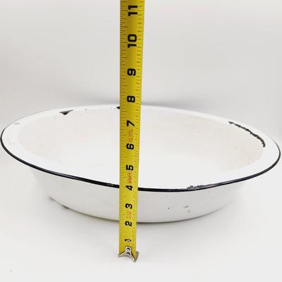 ANTIQUE ENAMEL OVAL BASIN