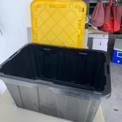 #46 Tough Tote 27 Gal Black/Yellow