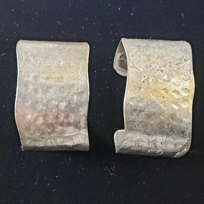 2 Cuff Bracelets