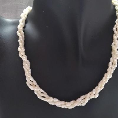 New Old Stock  14K FW Pearl  16" Torsade Necklace