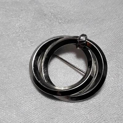 Vintage Giovanni Brooch