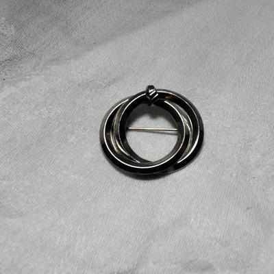 Vintage Giovanni Brooch