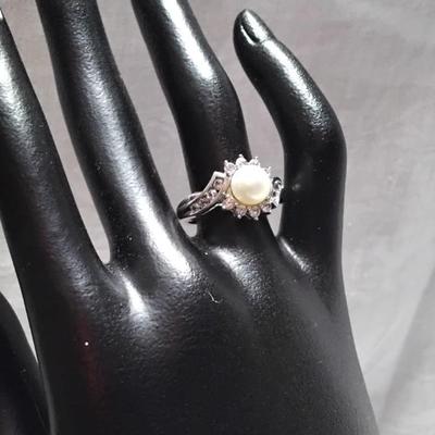 Pearl and Diamonds 925 Ring Size 7