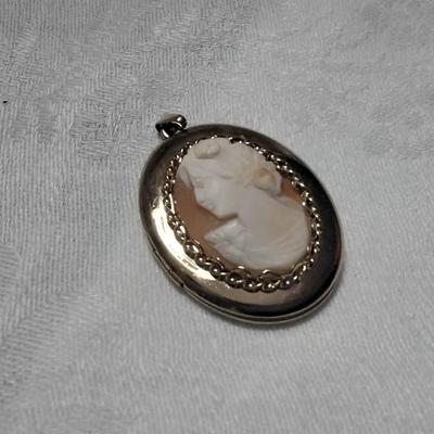 Real Cameo 10kt GF Locket