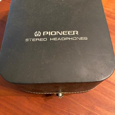 Pioneer Stereo Headphones