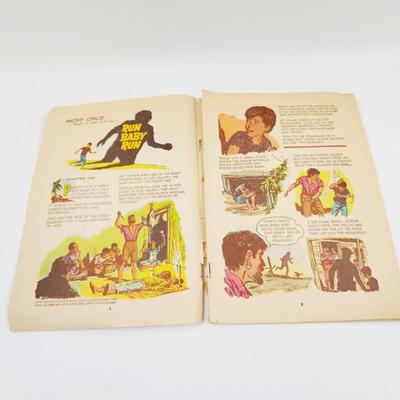 1968 PAPERBACK OF RUN BABY RUN EASY READ