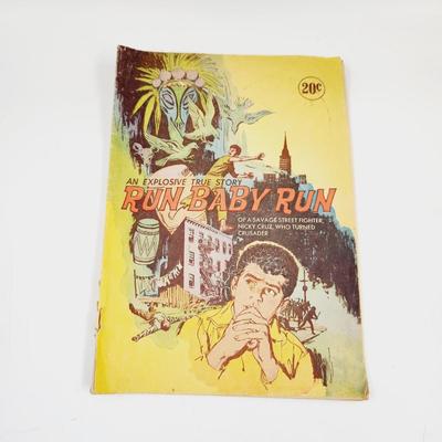 1968 PAPERBACK OF RUN BABY RUN EASY READ