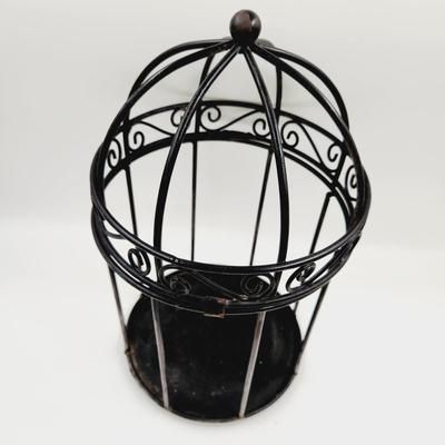 LARGE METAL DECORATIVE BIRD CAGE
