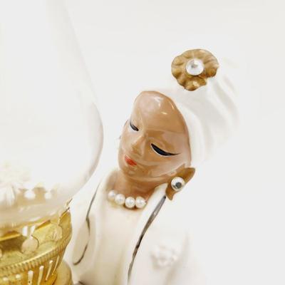 VINTAGE ENESCO JAPAN GENIE OIL LAMP COLLECTABLE