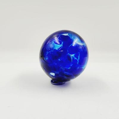 BEAUTIFUL BLUE GLASS WISHING COLLECTABLE BALL