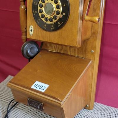 Thomas Collector's Phone